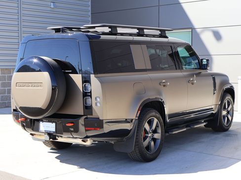 Used 2025 Land Rover Defender 130 X AWD/4WD image 7