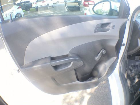 Used 2017 Chevrolet Sonic LT image 12