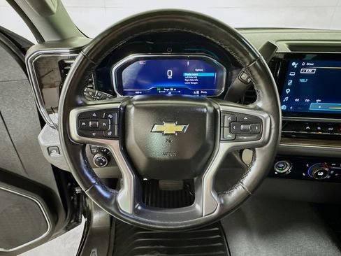 Certified 2024 Chevrolet Silverado 1500 LT AWD/4WD image 9