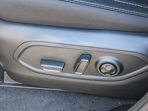 New 2025 Jeep Grand Cherokee Laredo image 19