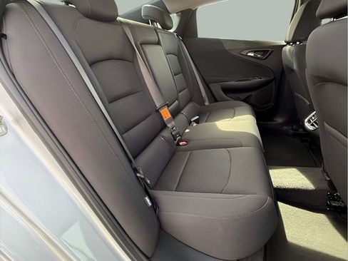 Used 2022 Chevrolet Malibu LT FWD image 15
