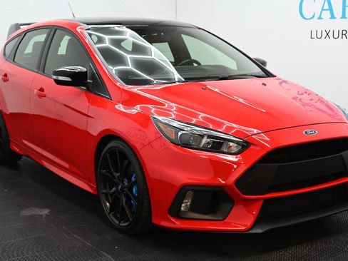 Used 2018 Ford Focus RS AWD/4WD image 2