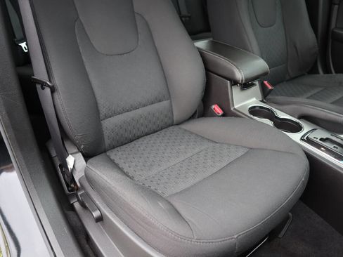 Used 2010 Ford Fusion SE image 12