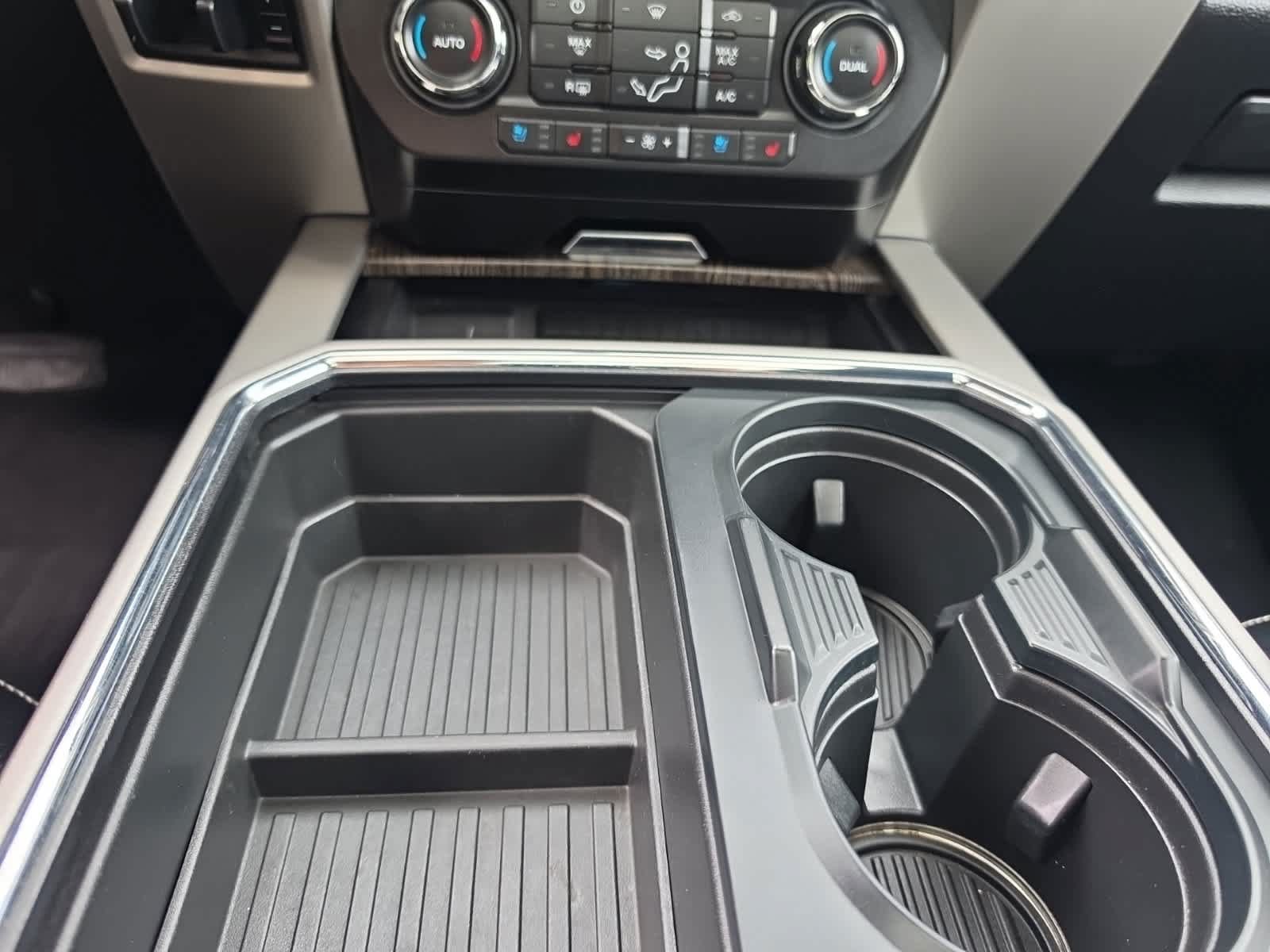 Certified 2020 Ford F250 Lariat AWD/4WD image 32