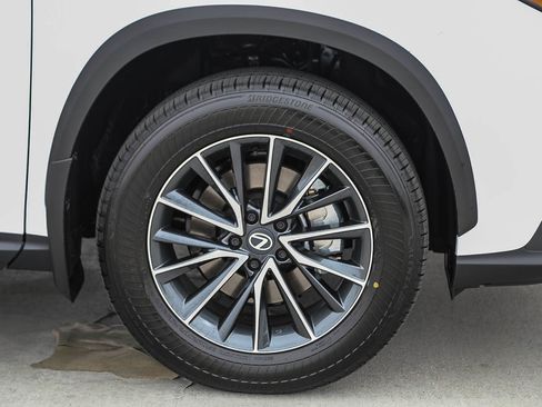 New 2026 Lexus NX 350 AWD image 10