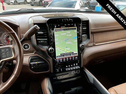 Used 2019 RAM 3500 Limited w/ Max Tow Package image 10