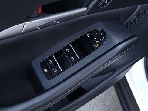 Used 2021 MAZDA CX-30 FWD 2.5 S w/ Select Package image 11