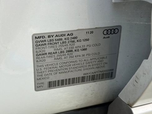 Used 2021 Audi Q5 Prestige w/ Prestige Package image 40