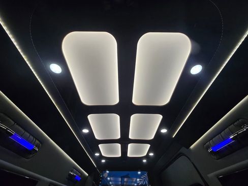 Used 2023 Mercedes-Benz Sprinter 3500 w/ Parking Package image 6