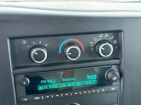 Used 2021 Chevrolet Express 3500 w/ Power Convenience Package RWD image 12
