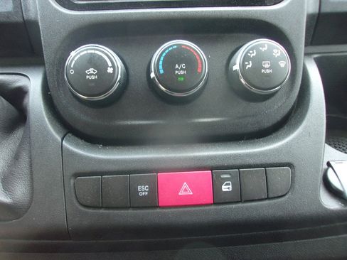 Used 2015 RAM ProMaster 3500 FWD image 27