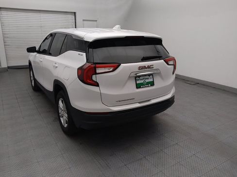 Used 2024 GMC Terrain SLE w/ Fleet Convenience Package FWD image 6
