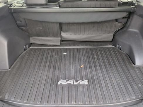 Used 2022 Toyota RAV4 XLE Premium FWD image 34