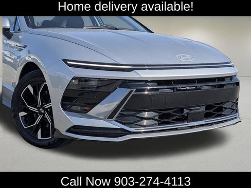Used 2025 Hyundai Sonata SEL FWD image 12