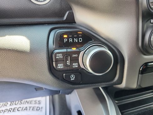 Used 2022 RAM 1500 Big Horn AWD/4WD image 30