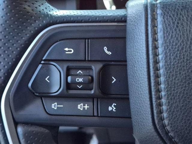 Used 2026 Toyota 4Runner TRD Off-Road Premium AWD/4WD image 14