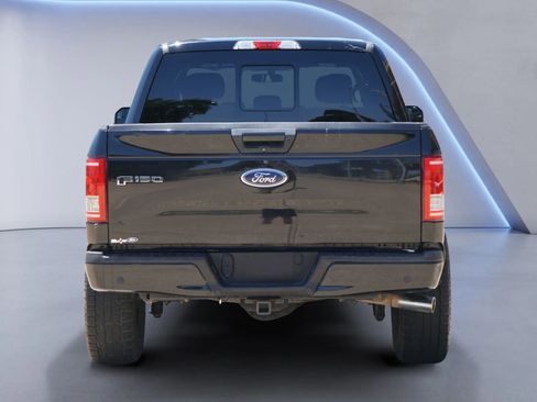 Used 2017 Ford F150 XLT w/ Equipment Group 302A Luxury AWD/4WD image 8