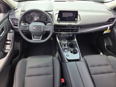 New 2026 Nissan Rogue SV FWD image 6