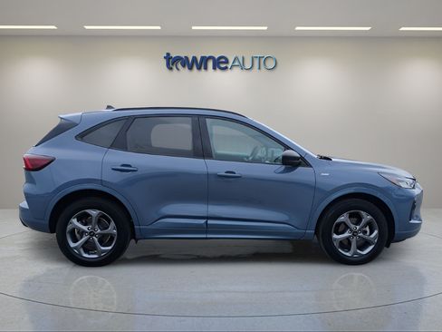 Used 2024 Ford Escape ST-Line w/ Tech Pack #1 AWD/4WD image 6