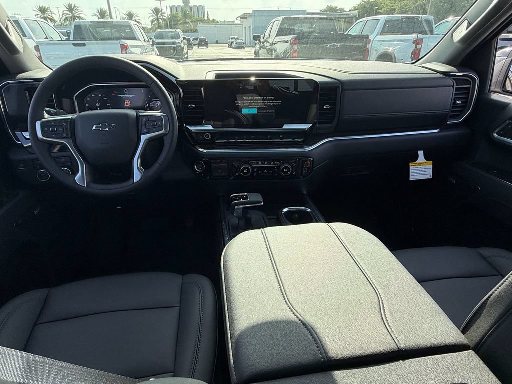 New 2026 Chevrolet Silverado 1500 RST w/ Redline Edition AWD/4WD image 10