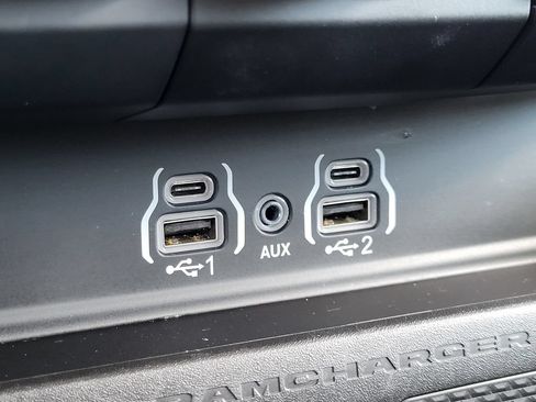 Used 2025 RAM 1500 Big Horn AWD/4WD image 14