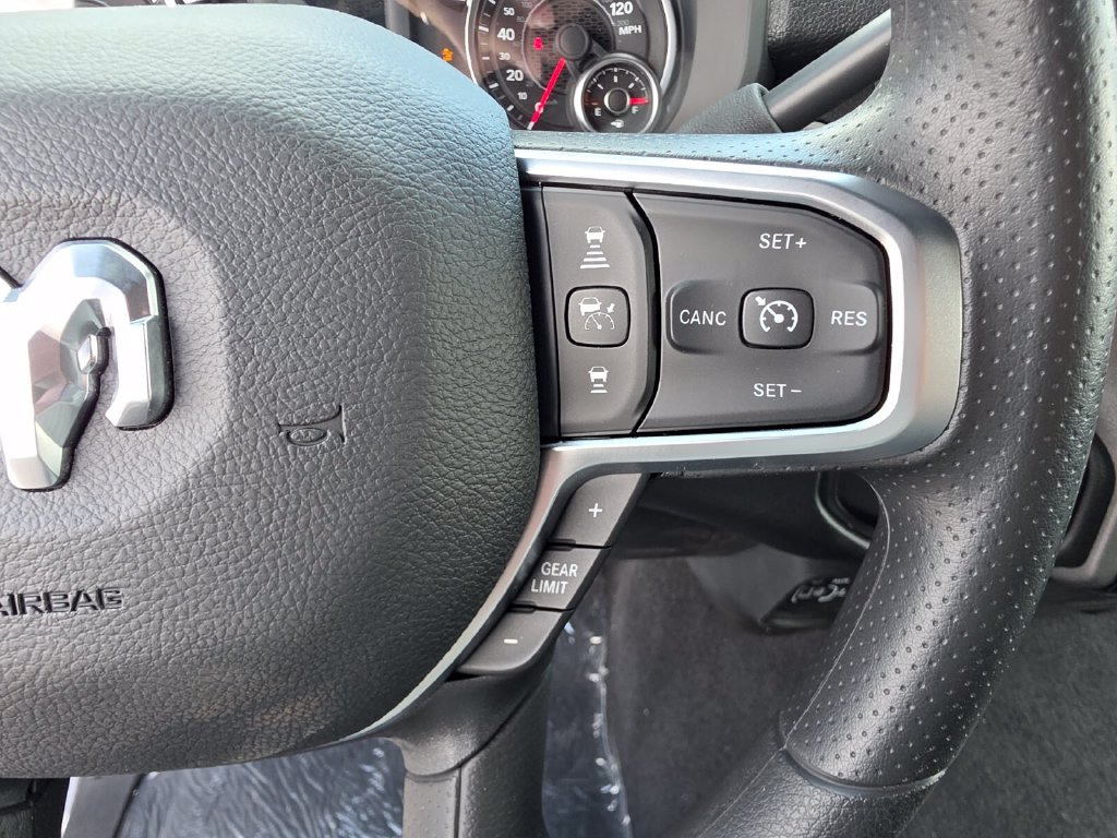 New 2026 RAM 2500 Tradesman AWD/4WD image 19