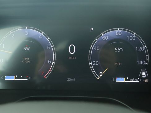 New 2025 Jeep Grand Cherokee Laredo w/ MOPAR Finishing Package image 9