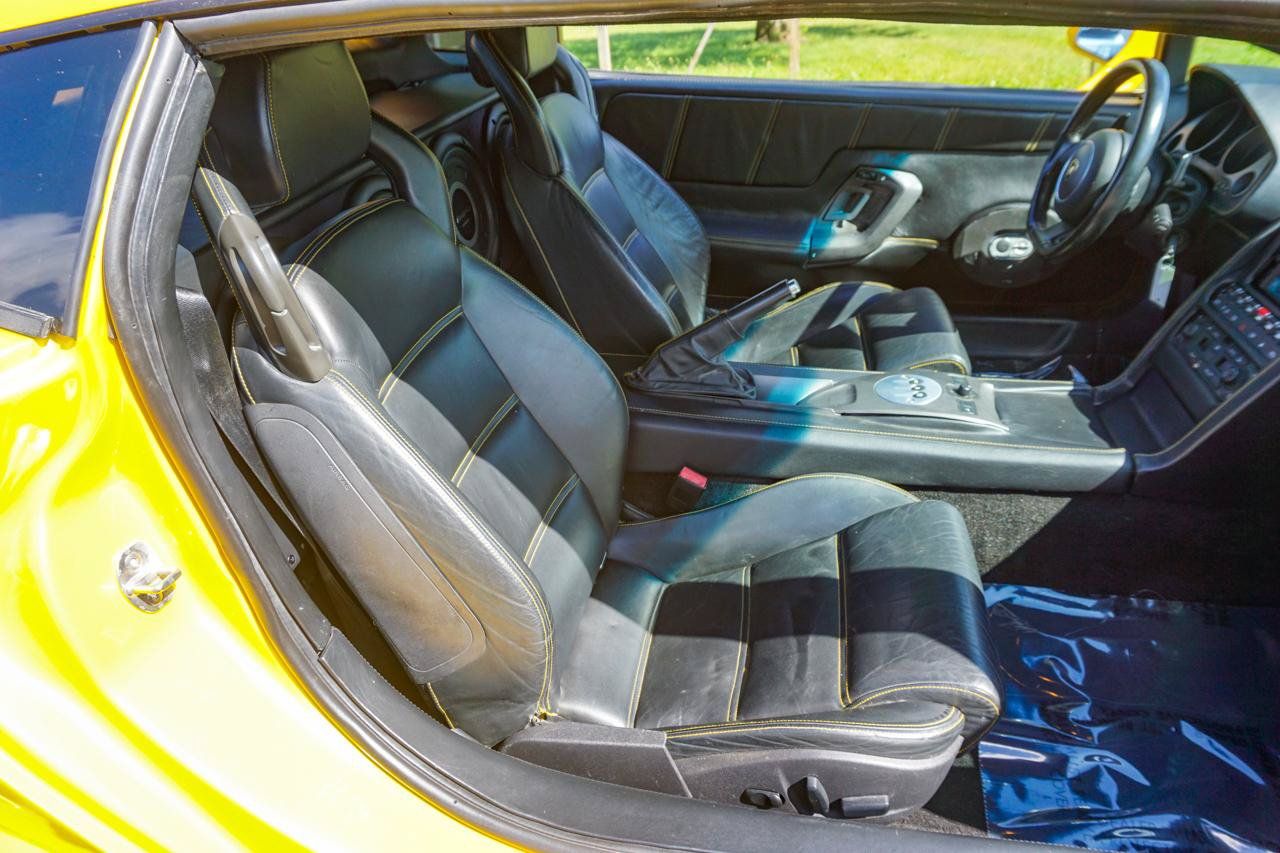 Used 2005 Lamborghini Gallardo AWD/4WD image 34