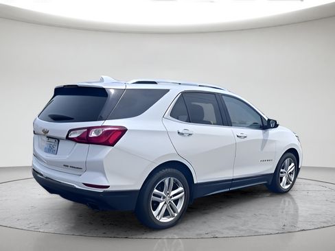 Used 2019 Chevrolet Equinox Premier AWD/4WD image 3