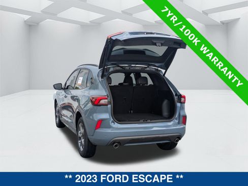 Certified 2023 Ford Escape ST-Line w/ Tech Pack #1 FWD image 14