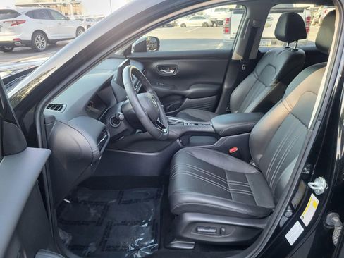 Certified 2024 Honda HR-V EX-L image 11