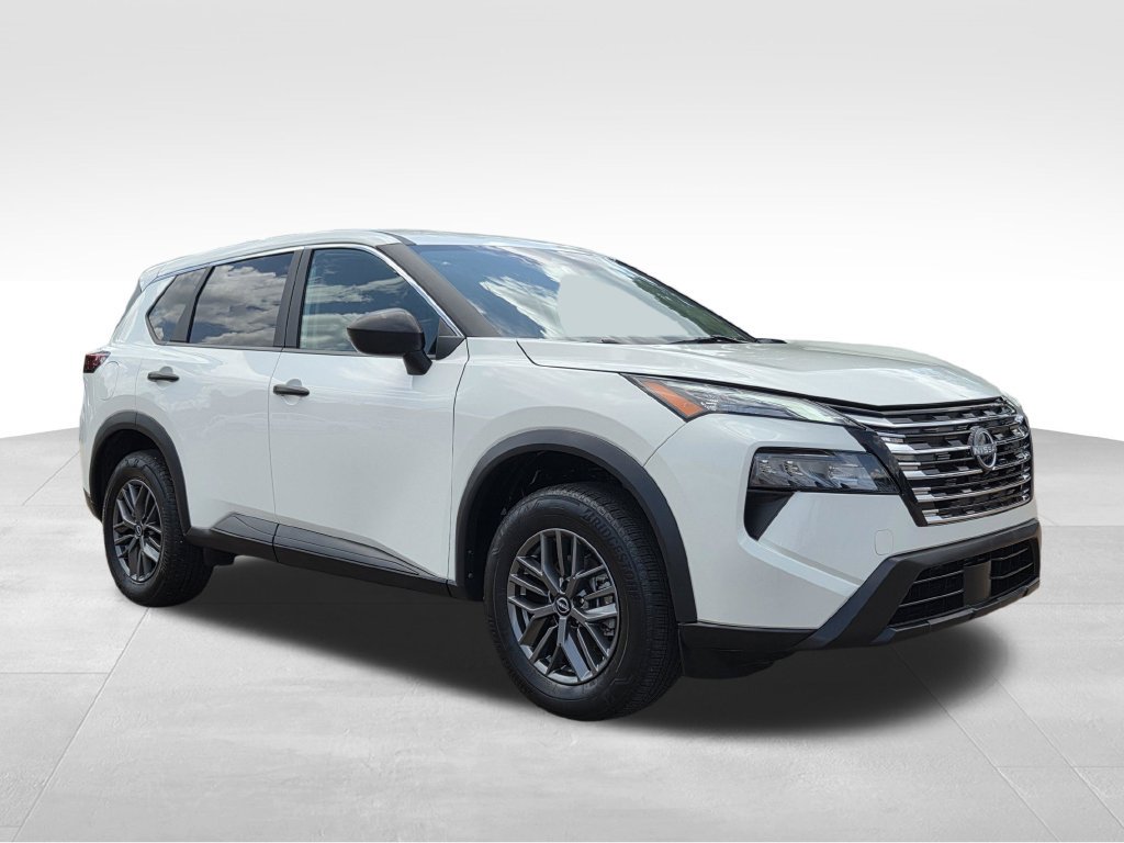 Used 2024 Nissan Rogue S FWD image 29