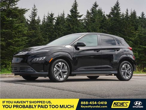 Used 2023 Hyundai Kona SE FWD image 1