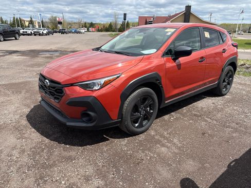 Used 2024 Subaru Crosstrek 2.0i AWD/4WD image 3