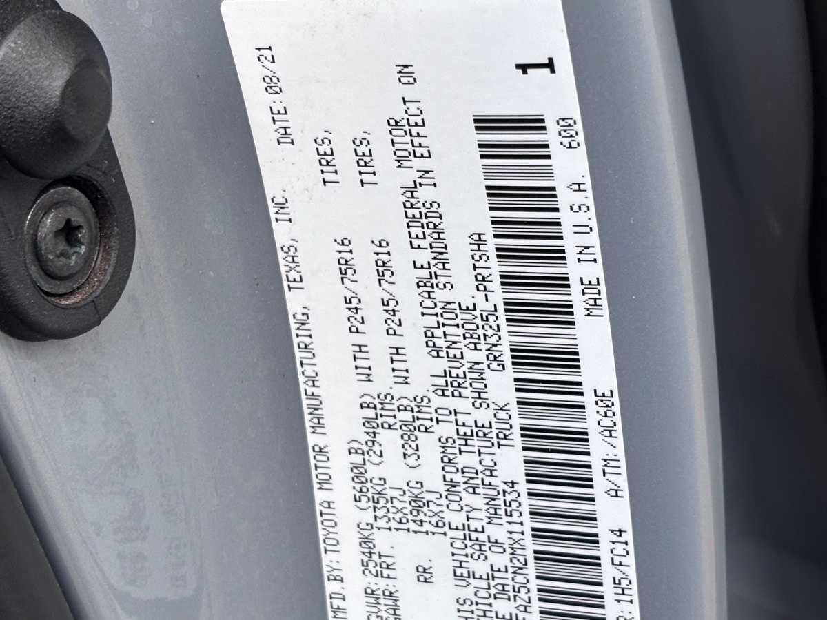 Used 2021 Toyota Tacoma SR5 RWD image 26