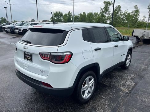 Used 2024 Jeep Compass Sport AWD/4WD image 7