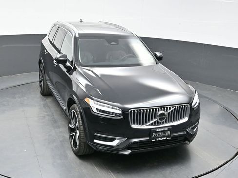 Used 2023 Volvo XC90 B6 Plus AWD/4WD image 30