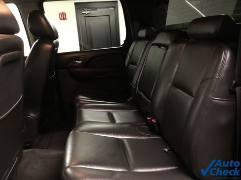 Used 2012 Chevrolet Avalanche LTZ image 31