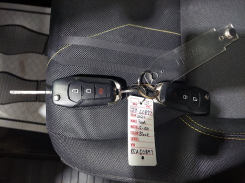 Used 2024 Ford F150 STX AWD/4WD image 16