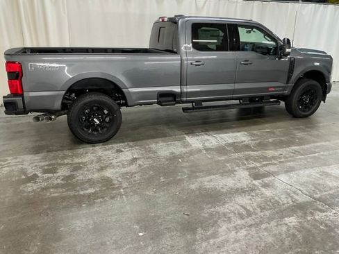 New 2026 Ford F350 Lariat w/ Black Appearance Package AWD/4WD image 2