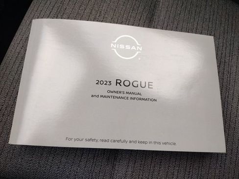 Used 2023 Nissan Rogue SV image 48