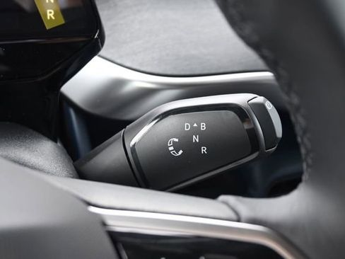 New 2025 Volkswagen ID. Buzz Pro S image 16