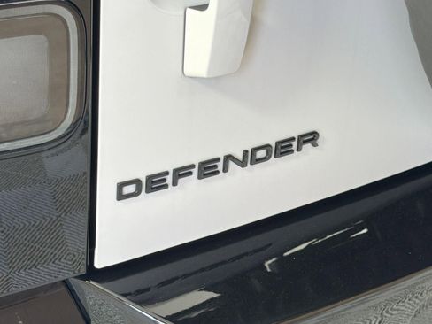 New 2026 Land Rover Defender 110 X-Dynamic SE AWD/4WD image 29