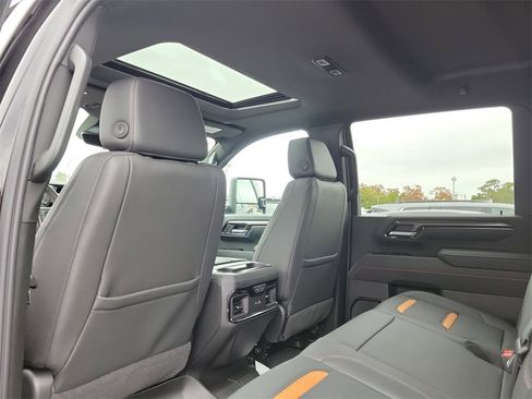 New 2026 GMC Sierra 2500 AT4 w/ AT4 Premium Plus Package image 12