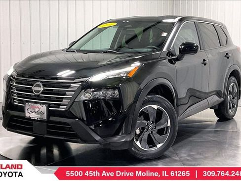 Used 2024 Nissan Rogue SV AWD/4WD image 1