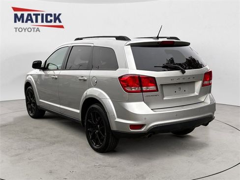 Used 2013 Dodge Journey SXT w/ Safe & Sound Group image 5