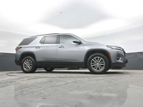 Used 2023 Chevrolet Traverse LT FWD image 51