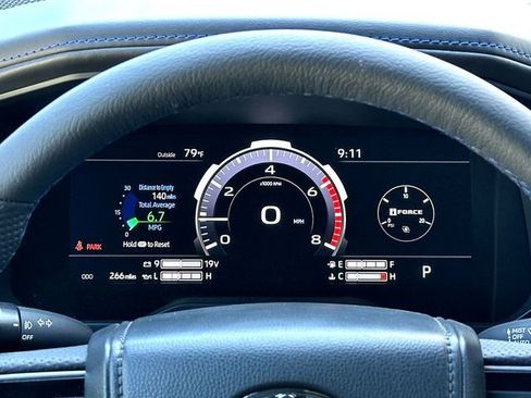 New 2025 Toyota Tundra Platinum AWD/4WD image 19