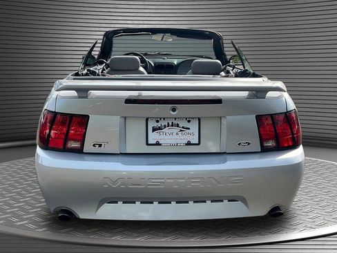 Used 2001 Ford Mustang GT Premium RWD image 5