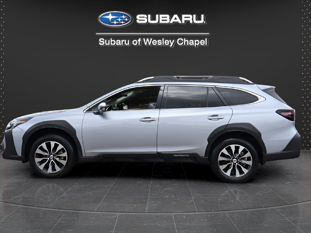 Certified 2025 Subaru Outback Touring w/ Popular Package #2 AWD/4WD image 5